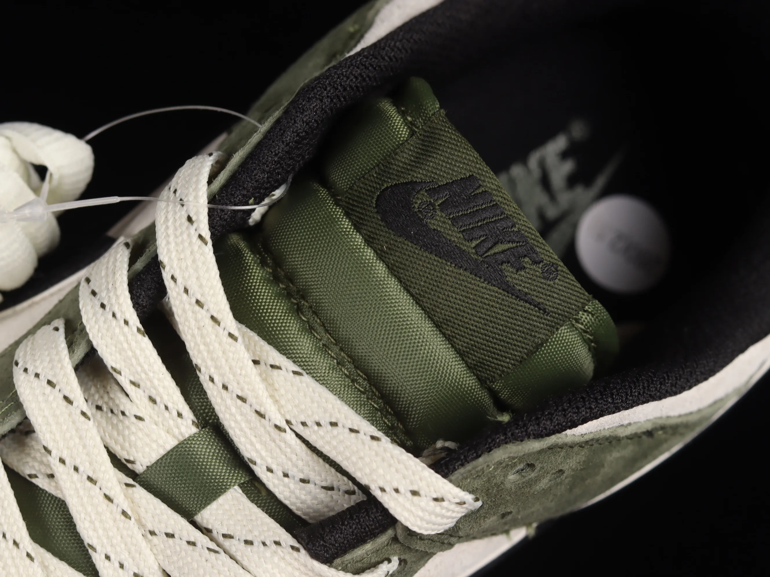 All Categories Nk SB Dunk Series Nk SB Dunk Low Low-top sneakers Otomo Katsuhiro x Nk SB Dunk Low "Steamboy OST" Creative customization collaboration Otomo Katsuhiro joint SB low-top sports and leisure sneakers FF0918-015